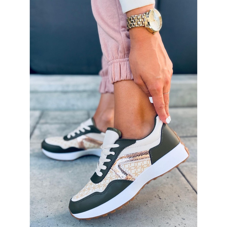 Trenéři Akira Green béžový zelená 1