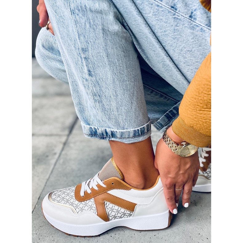 Akira White Trenéři bílý hnědý 1