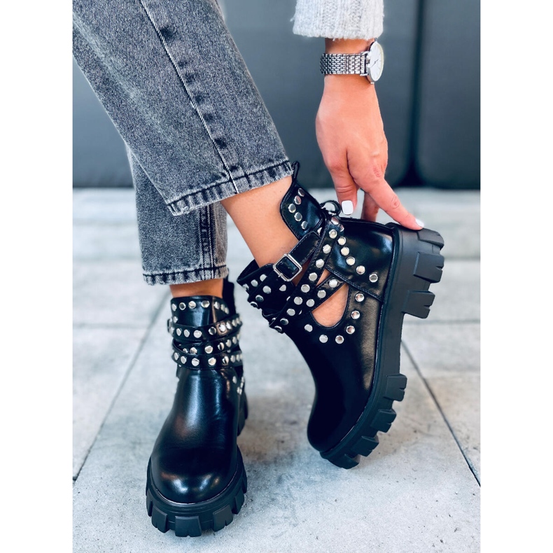 Boty střižené cvočky černé NC1127 Black černý 1