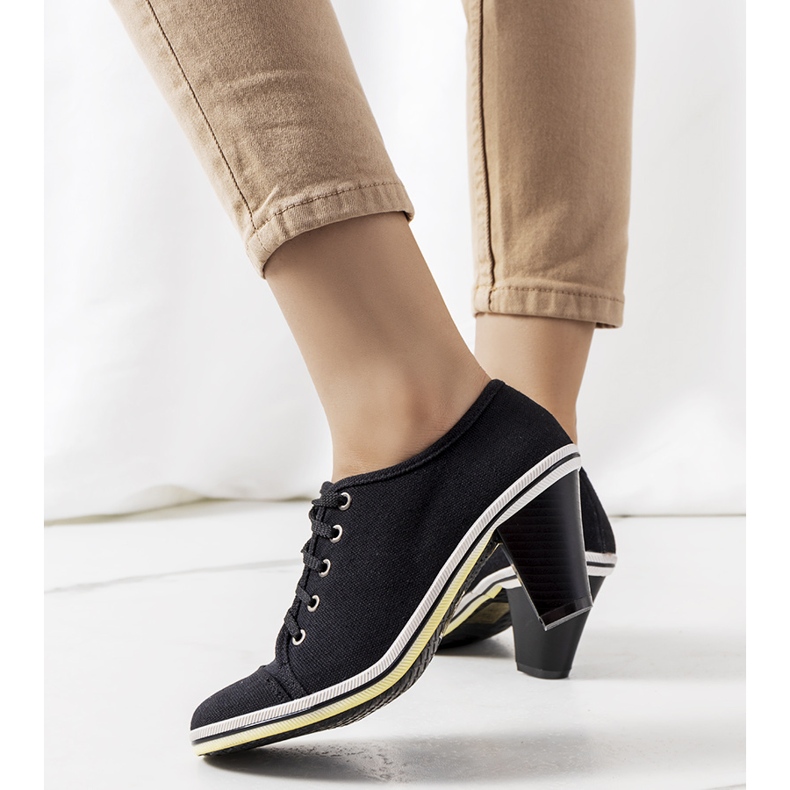 Černé brogy na belisle postu černá 1