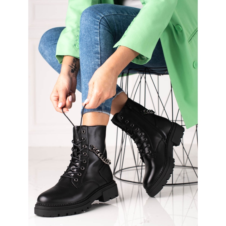 Černé dámské tašky s řetízkem Shelovet na silné platformě černá 1