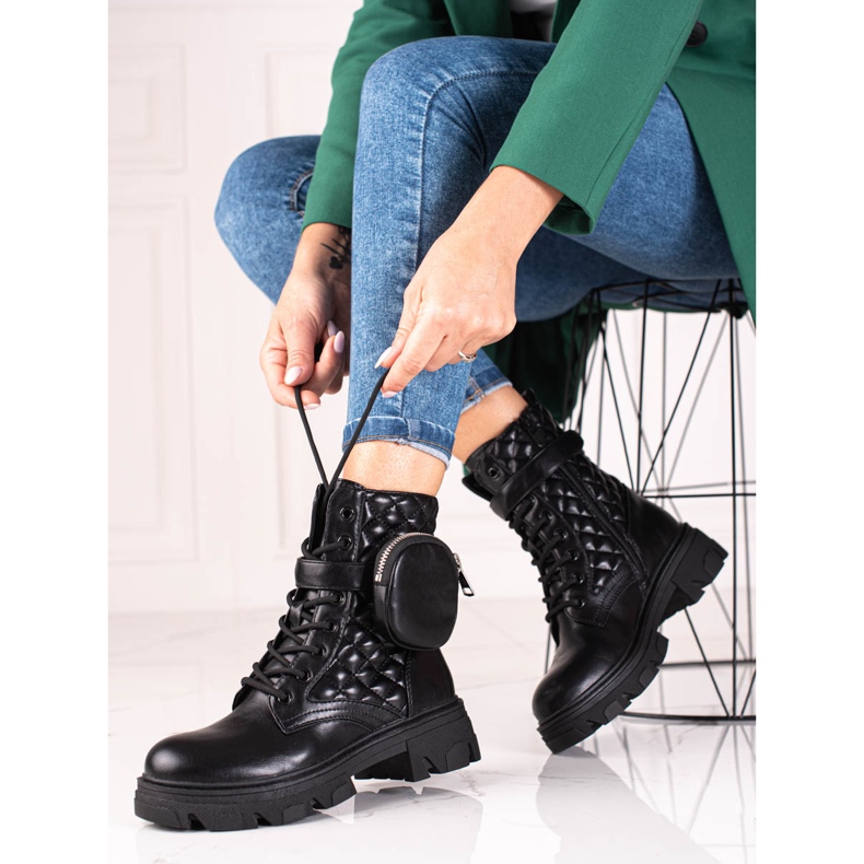 Černé prošívané dámské tašky Shelovet s kapsou na suchý zip černá 2