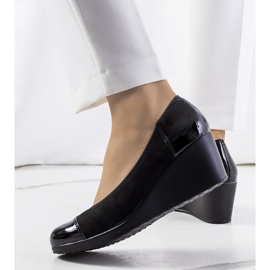 PA1 Černé lodičky na klínku Janeiro černý 2