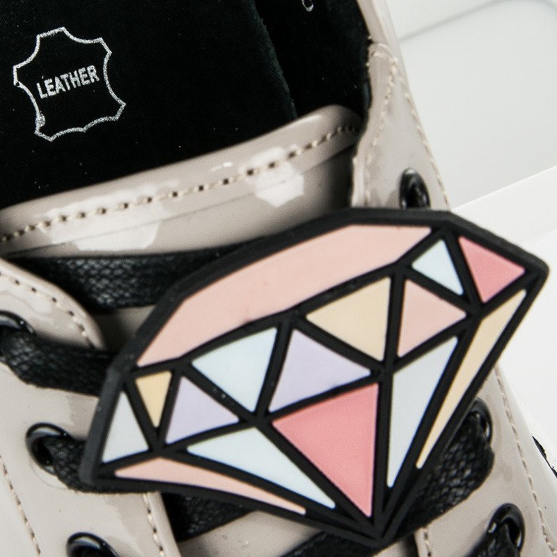 Betler Diamantově lakované tenisky šedá 1