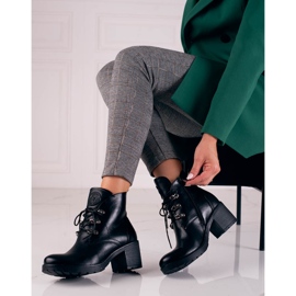 W. Potocki Dámské černé lodičky Potocki černý 2