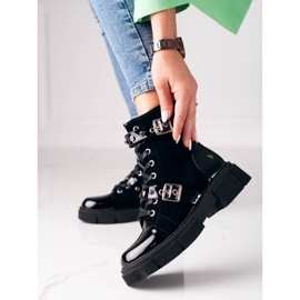 Černé dámské tašky Shelovet s ozdobnými přezkami černá 1