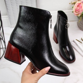 Černé lakované dámské kozačky Filippo černý 2