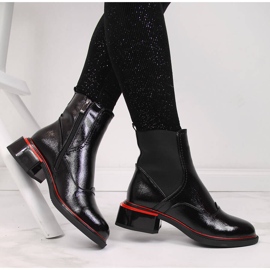 Dámské černé lakované kozačky Jodhpur Filippo černá 1