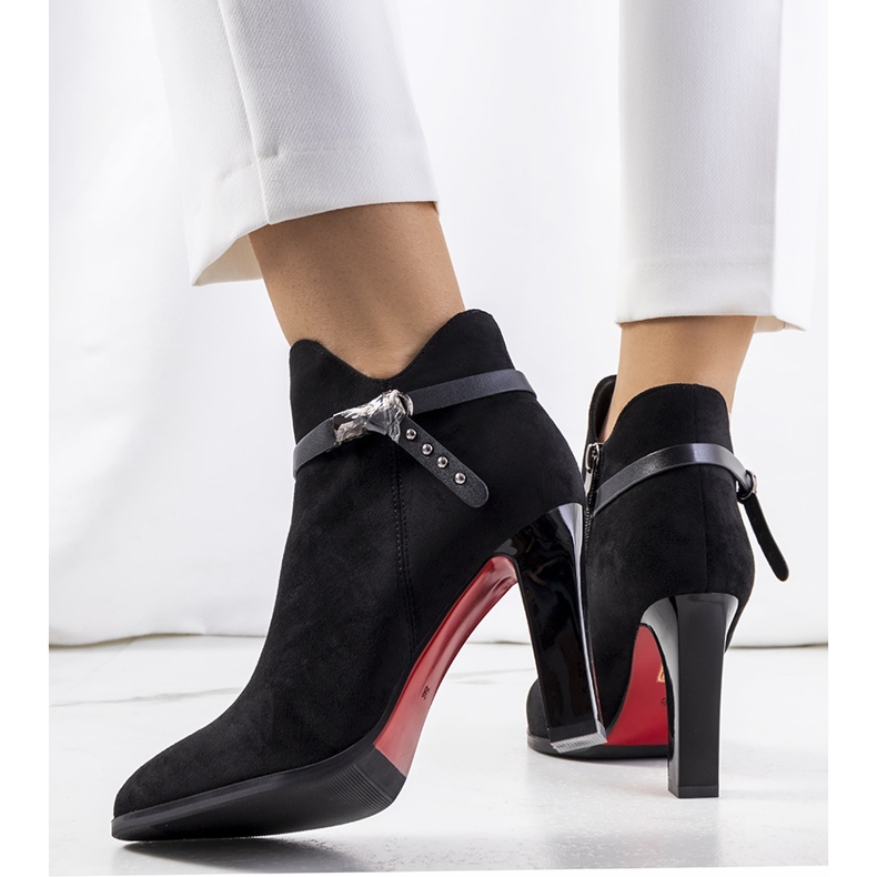 Černé vysoké podpatky Deshi černý 2