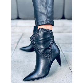 Černé boty na vysokém podpatku značky Girme černá 1 Černé boty na vysokém podpatku značky Girme černá 1