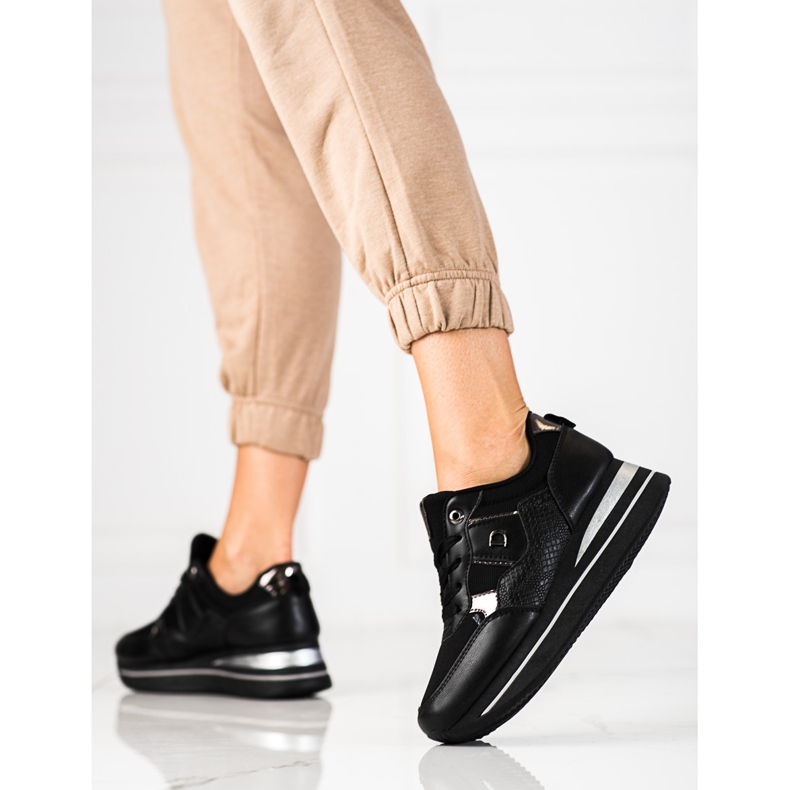 Černé dámské tenisky na klínku Shelovet černá 2