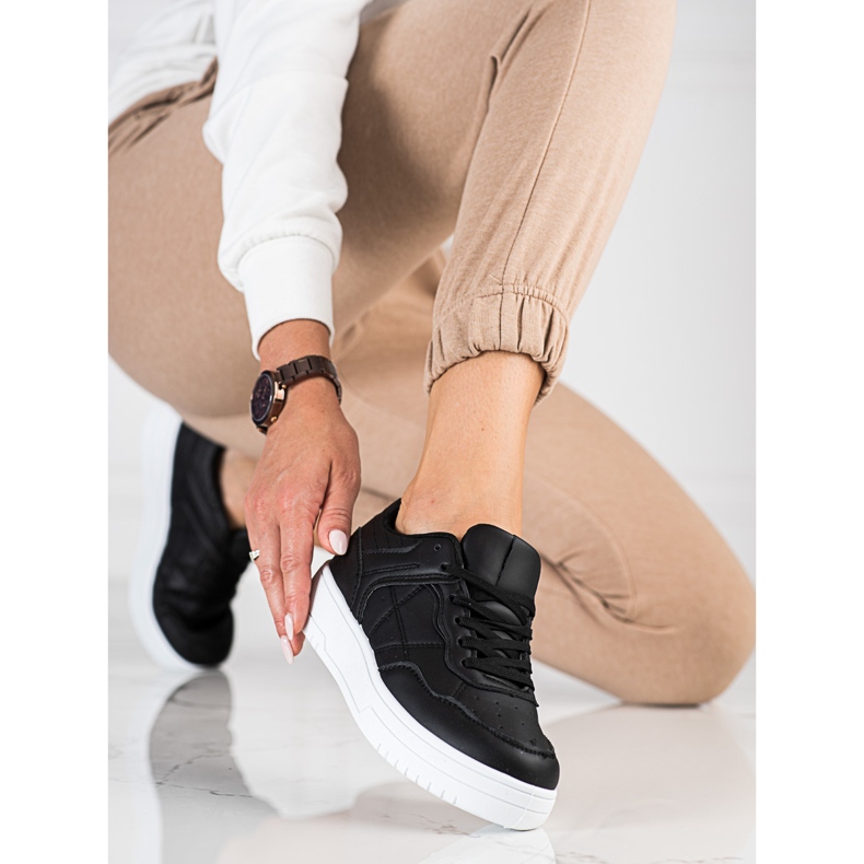 Klasické sportovní dámské tenisky Shelovet z ekologické kůže černé barvy černá 2