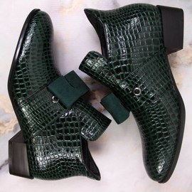 Dámské kozačky Jodhpur boots s lakovanou zelenou mašlí Potocki zelený 1