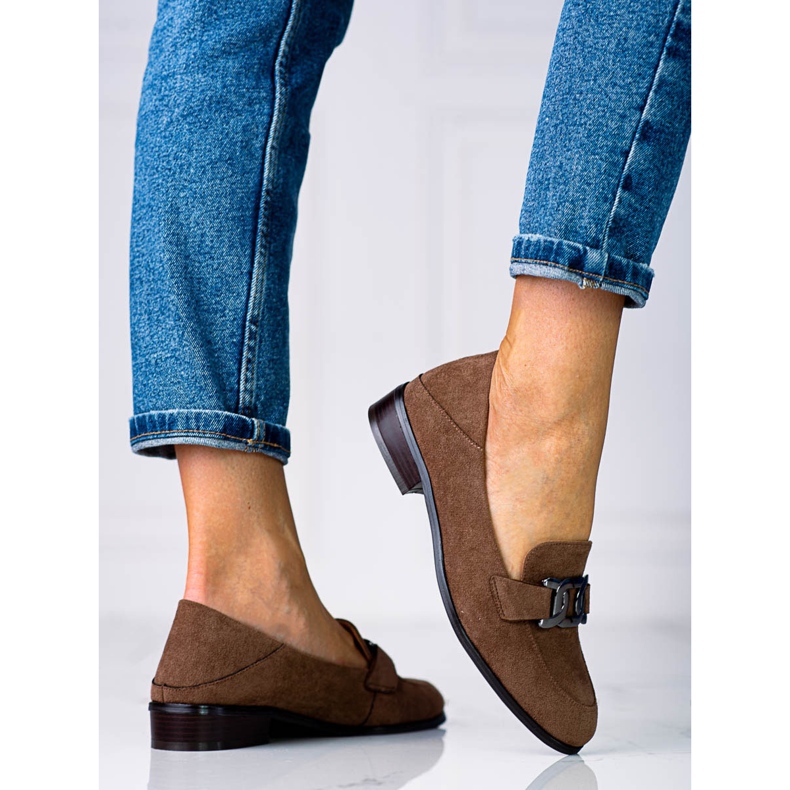 Elegantní dámské mokasíny s řetízkem Vinceza hnědé hnědý 2 Elegantní dámské mokasíny s řetízkem Vinceza hnědé hnědý 2