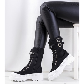 Černé tenisky s řetízkem Taus černý 1