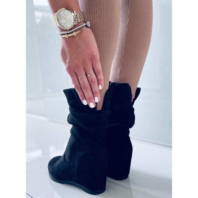 PA1 Boty na klínku Fiona Negro černá 1