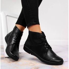 Pohodlné zateplené černé kožené boty pro ženy Łukbut 1816 černá 1