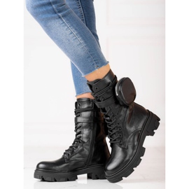 Černé dámské tašky s kapsou černá 1 Černé dámské tašky s kapsou černá 1