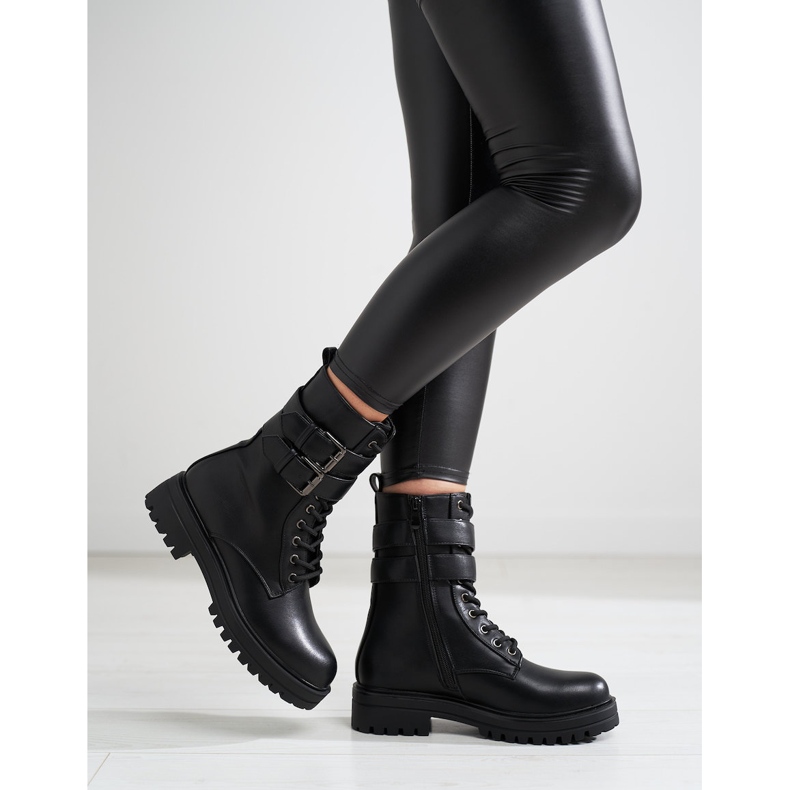 Shelovet dámské dělnice s přezkami černá 1