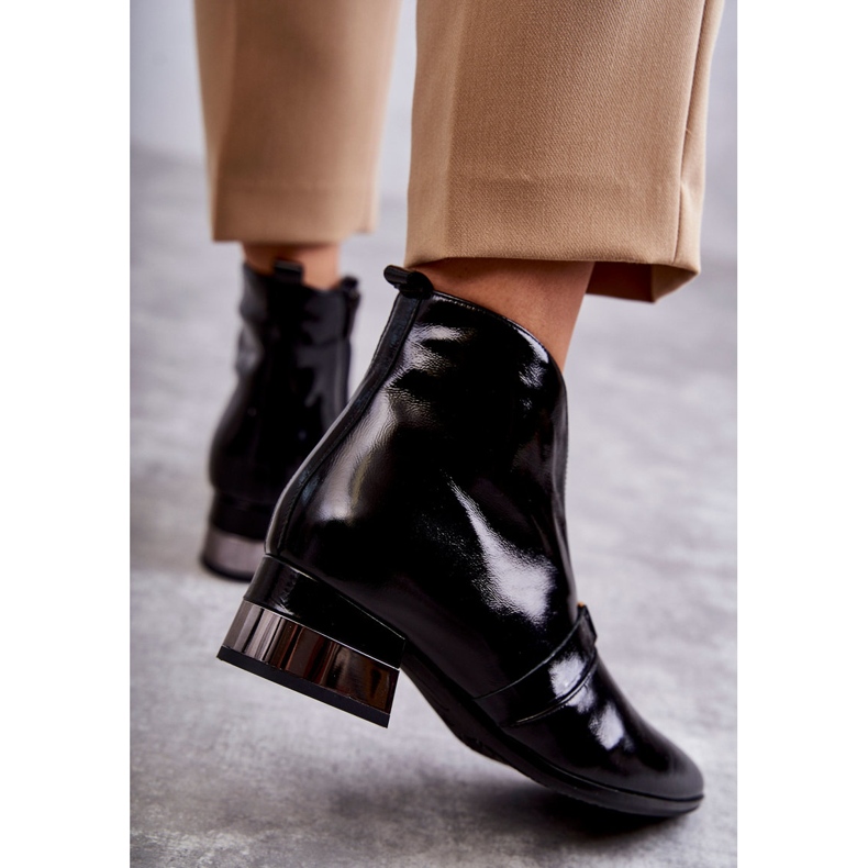 Kožené kozačky na plochém podpatku Laura Messi 2268 Black černá 2