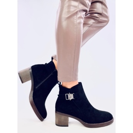 Klasické kozačky na vysokém podpatku Marsha Black černá 2 Klasické kozačky na vysokém podpatku Marsha Black černá 2