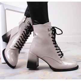 S.Barski Holínky lakované na sloupku, teplá šedá S. Barski 1