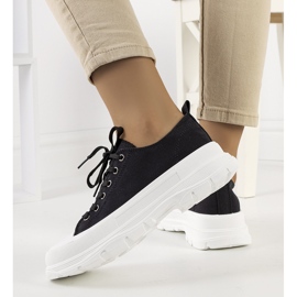 Černé tenisky na silné podrážce Ardglass černý 1