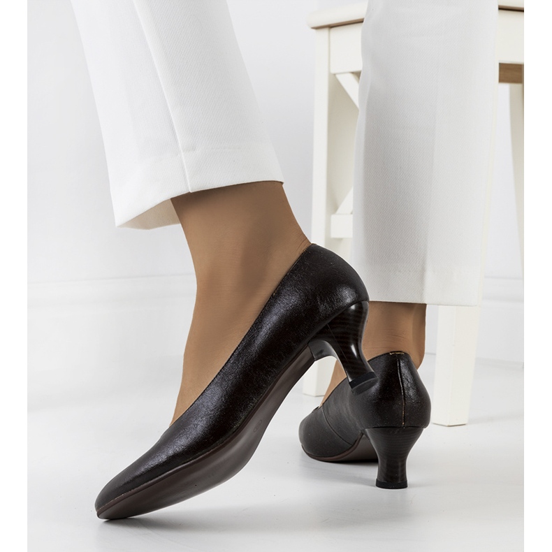 Hnědé klasické lodičky Vinarnik hnědý 1