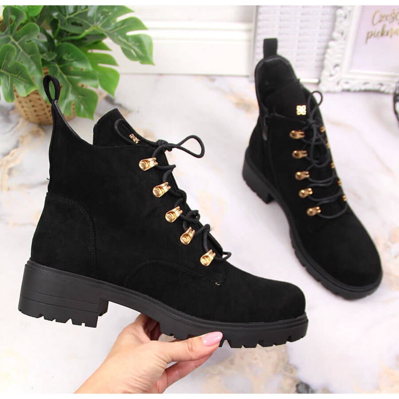 S.Barski Dámské černé semišové kožené kozačky značky S. Barski černá 1