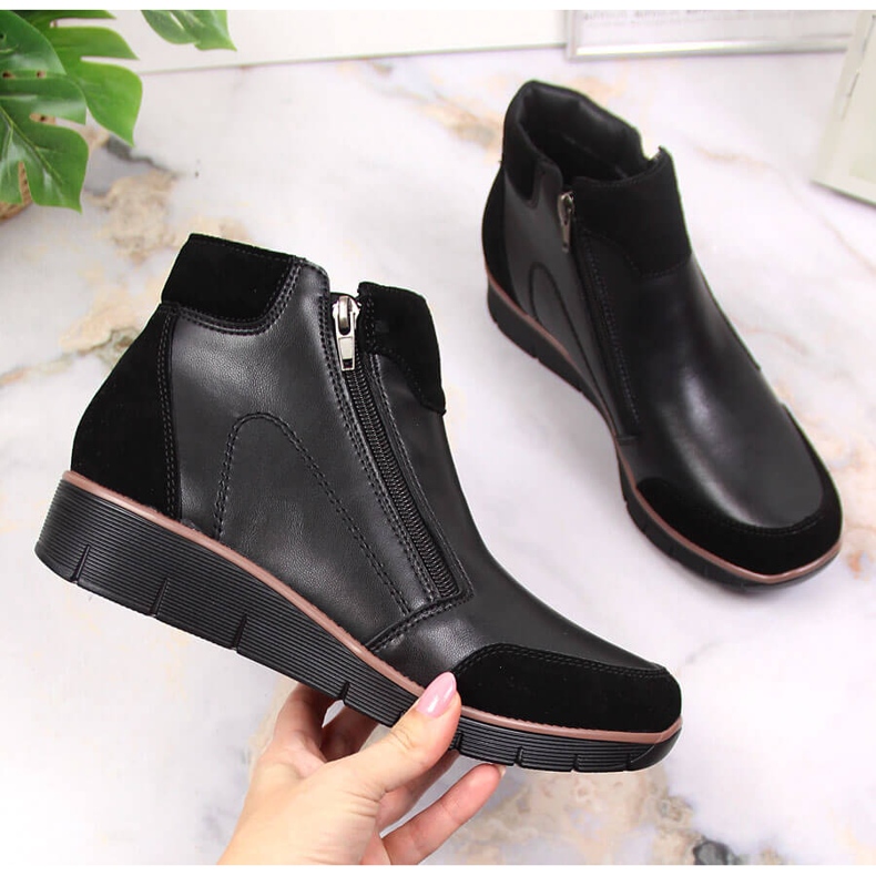 Pohodlné zateplené dámské kozačky Filippo PAW370 2