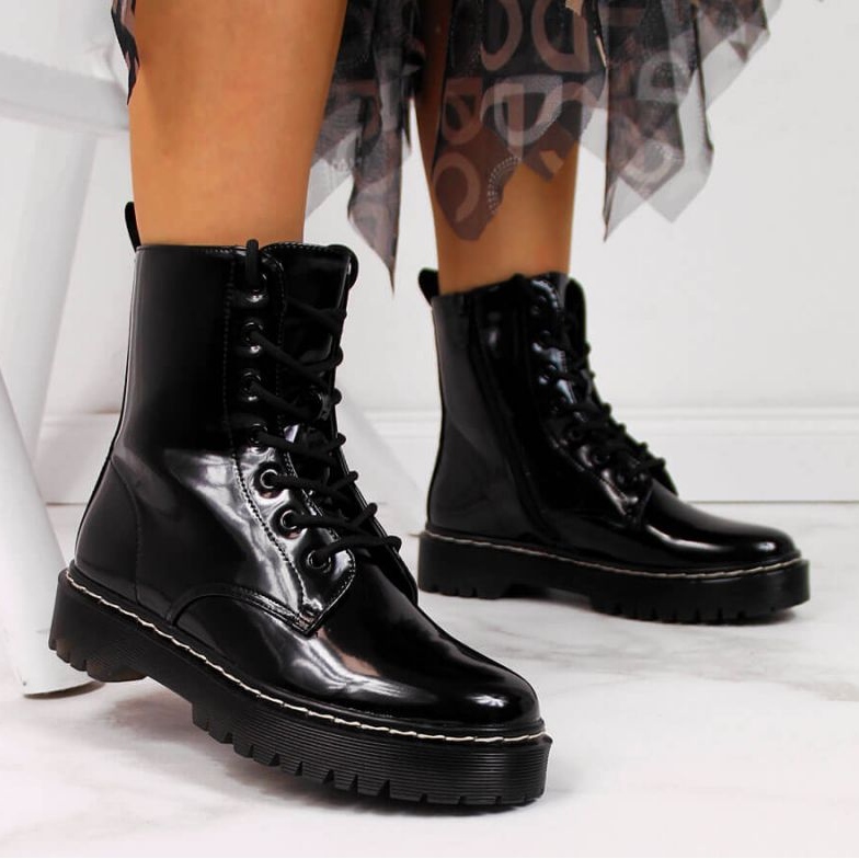 Teplé lakované boty Vinceza W JAN55A černé černá 2