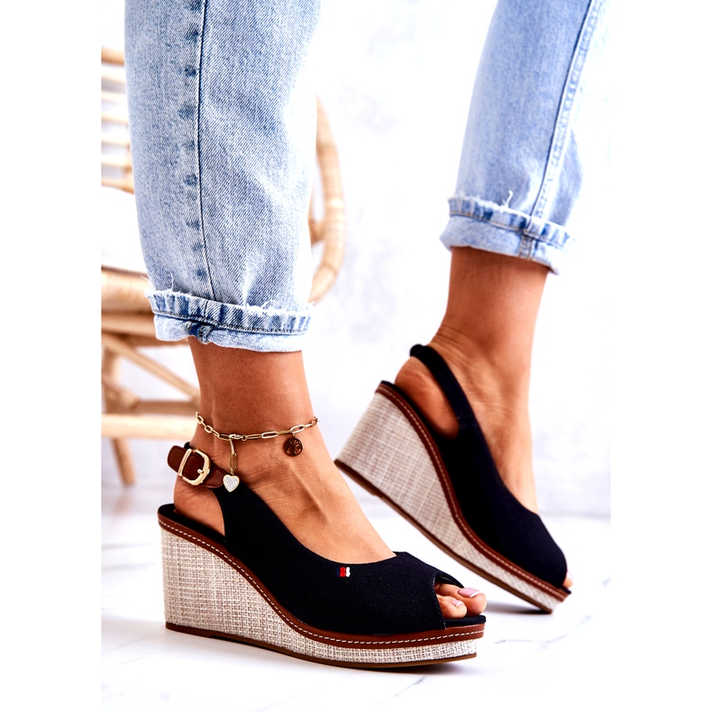 PS1 Dámské pohodlné sandály s přezkou Černé Thallas černá 1