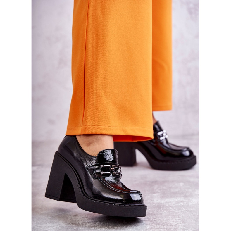 Lakované boty na masivním sloupku Black Jaime černá 1