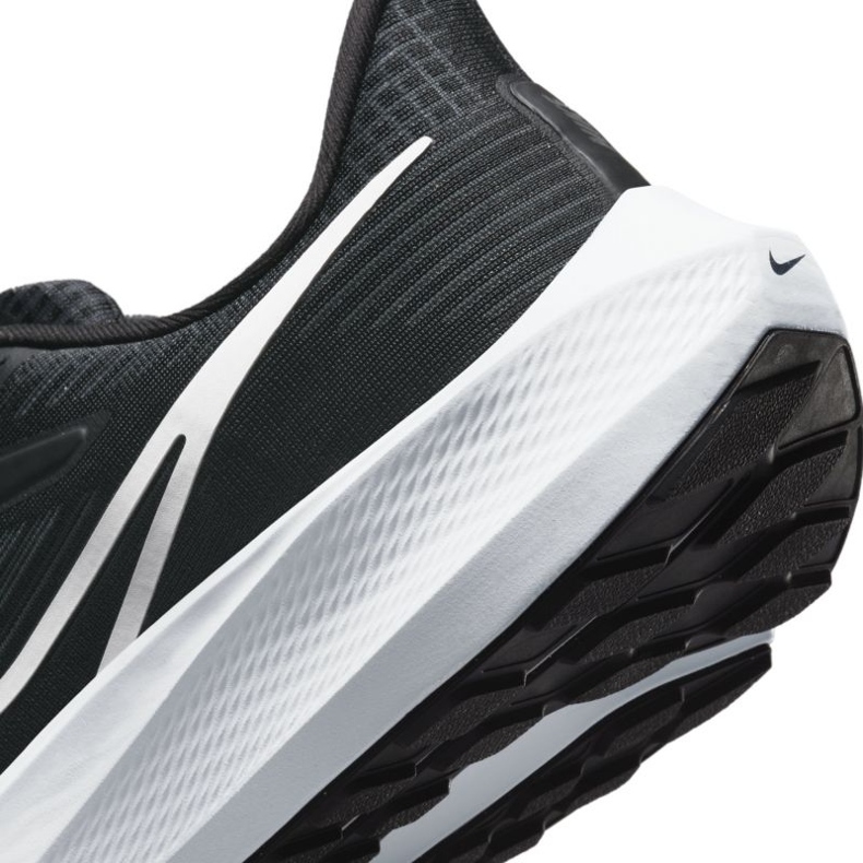 Bota Nike Air Zoom Pegasus 39 M DH4071-001 černý 5