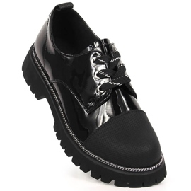Kožené dámské boty lakované černé Artiker černá 1