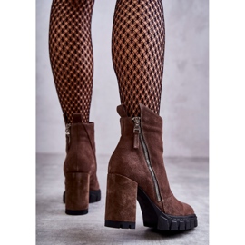 Módní semišové boty na vysokém podpatku Laura Messi 2509 Brown hnědý 2