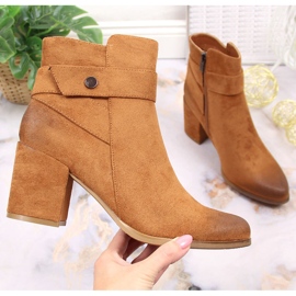 Dámské teplé semišové velbloudí kozačky Laura La.Fi hnědý 1 Dámské teplé semišové velbloudí kozačky Laura La.Fi hnědý 1