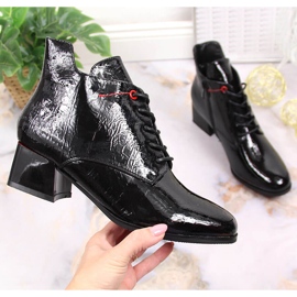 Černé zateplené černé Lakované dámské kozačky Jezzi JEZ371 černá 1 Černé zateplené černé Lakované dámské kozačky Jezzi JEZ371 černá 1