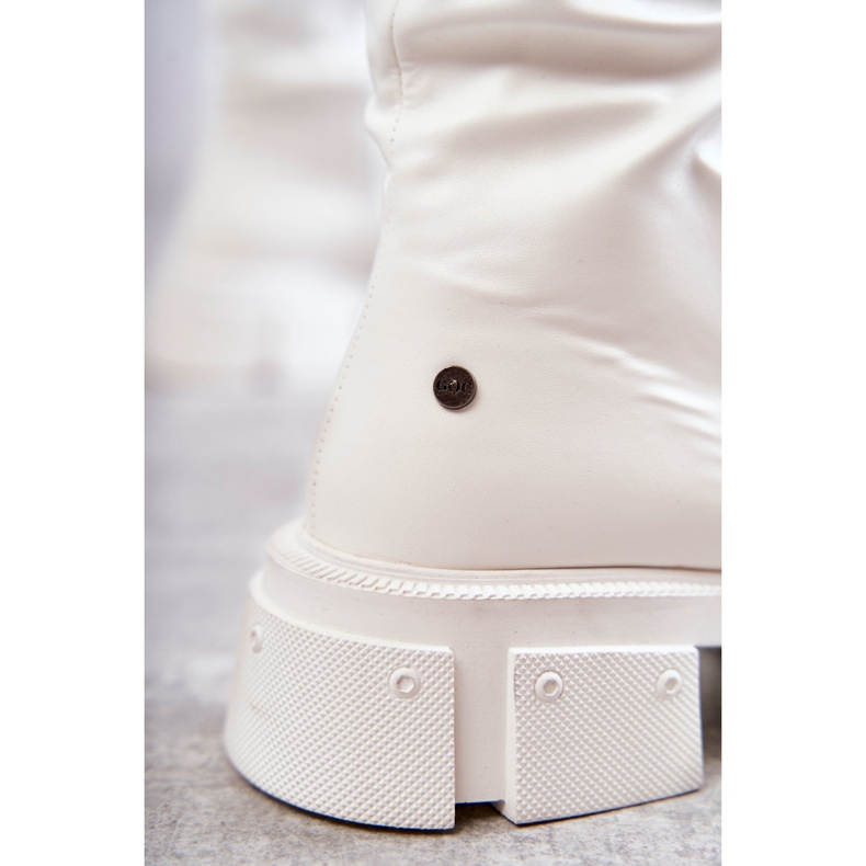 Kožené kozačky nad kolena na plochém podpatku GOE KK2N4022 bílá bílý 2