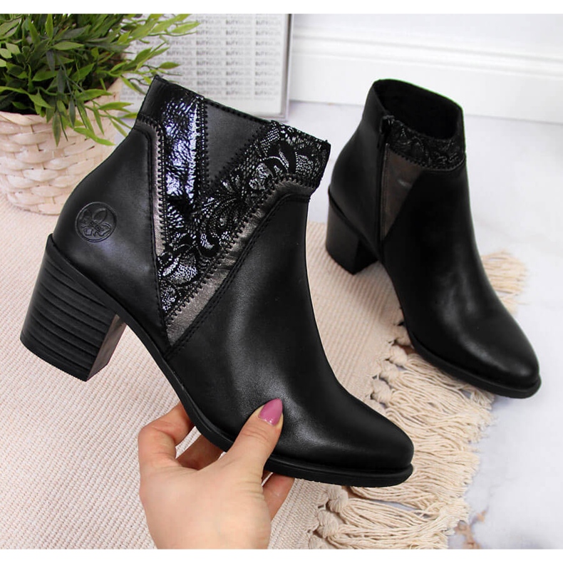 Dámské kožené kozačky na sloupku černé Rieker Y2063-00 černá 1