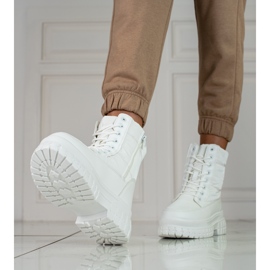 Dámské bílé sněhule se šněrováním Shelovet bílý 1