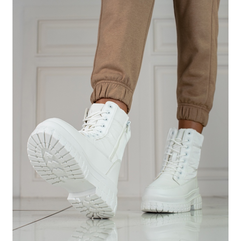 Dámské bílé sněhule se šněrováním Shelovet bílý 1