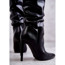 WS1 Vrásčité Kozačky z Ekokůže Na černém Podpatku Caren černá 2 WS1 Vrásčité Kozačky z Ekokůže Na černém Podpatku Caren černá 2