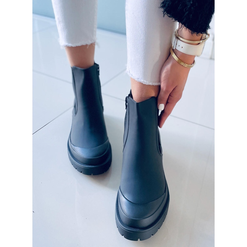 Boty Carey Black Jodhpur černá 1