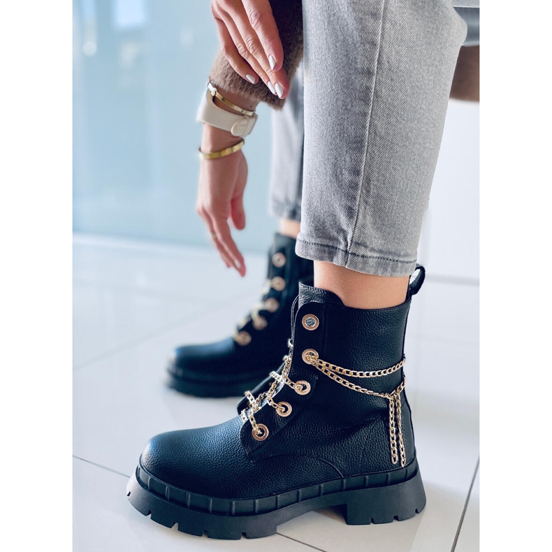 Šněrovací kozačky značky Lohan Black černý 1