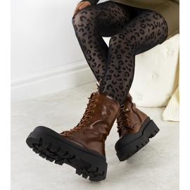 Hnědé dámské boty značky Formosa hnědý 1