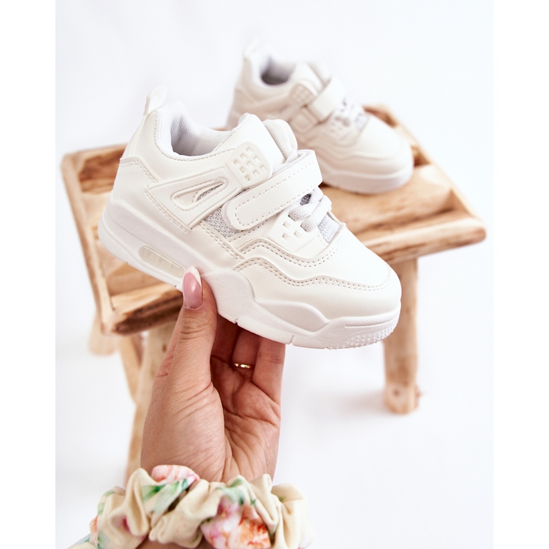 FR1 Dětská kožená sportovní obuv bílá Marisa bílý 1