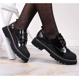 Kožené dámské boty lakované černé Artiker černá 5