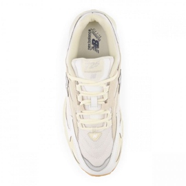 Boty New Balance M ML725T béžový 2