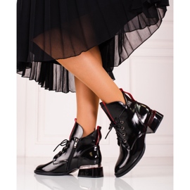 Elegantní černé dámské kozačky Shelovet černá 2